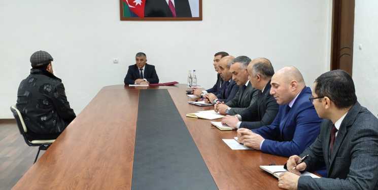 Rayon İcra Hakimiyyəti başçısının səlahiyyətlərini icra edən Natiq Nağıyev növbəti vətəndaş qəbulu keçirib