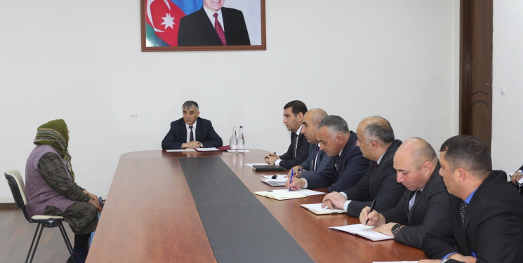 Rayon İcra Hakimiyyəti başçısının səlahiyyətlərini icra edən Natiq Nağıyev növbəti vətəndaş qəbulu keçirib