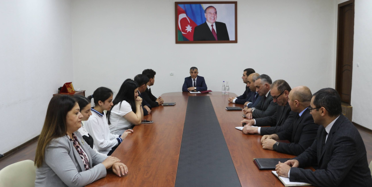 Rayon İcra Hakimiyyəti başçısının səlahiyyətlərini icra edən Natiq Nağıyev 2025-2026-cı tədris ilində uğur qazanmış şagirdlər ilə görüşüb